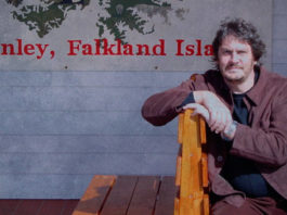 Estar en las Malvinas, por Felipe Pigna