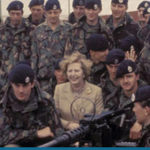 Un curry para el Comandante (Mario Benjamín Menéndez), por Andrew Graham-Yooll
