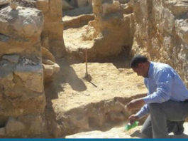 Descubren un templo grecorromano en el desierto de Egipto