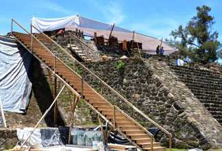 Aparecen los restos de un templo en el interior de la pirámide de Teopanzolco (México)